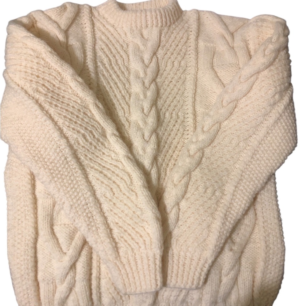 Women’s Elegant Cream Cable Knit Fisherman Sweater